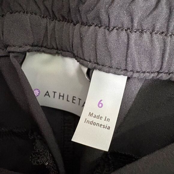 Athleta Black Cargo Skinny Leg Pants Size 6 - Picture 7 of 11